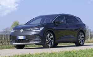 Volkswagen ID.4 2024: caratteristiche, versioni e dotazioni