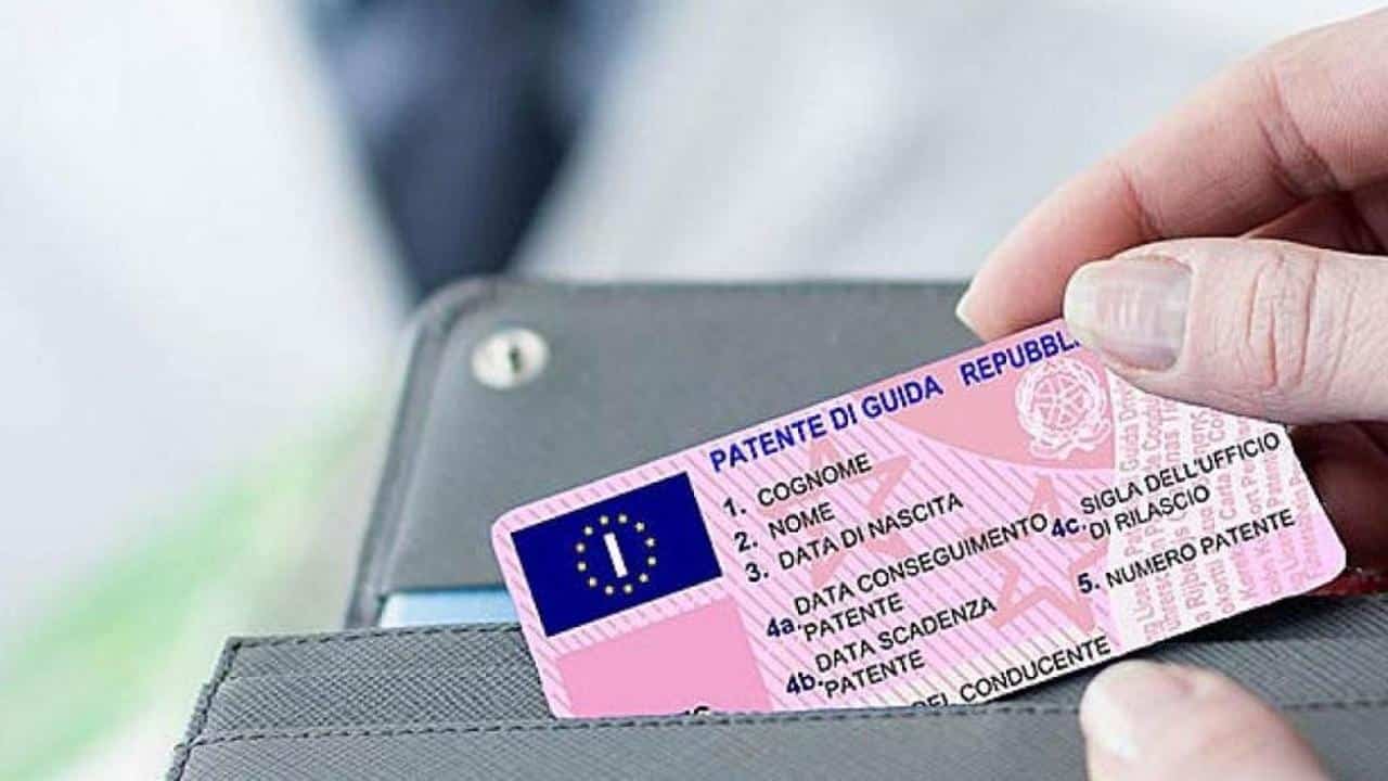 Smarrimento della patente: i passaggi per ottenere un duplicato
