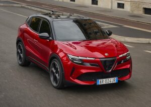 Alfa Romeo Junior Veloce: la sorprendente sportività di 280 CV super efficienti