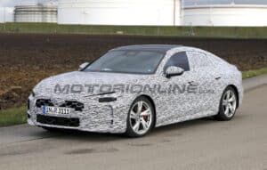 Audi A5 Sportback 2025: test in corso per la versione destinata al mercato cinese [FOTO SPIA]