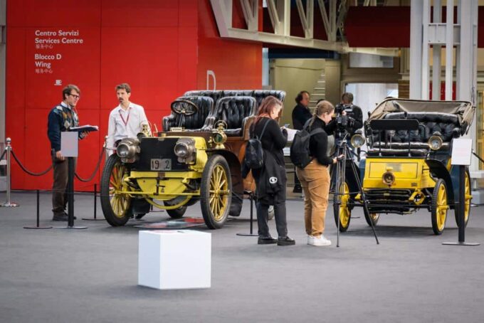 Auto e Moto d’Epoca 2024: oltre 7.000 veicoli a Bologna per il più grande mercato del classic d’Europa [FOTO]