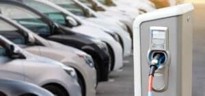 Acea lancia l’allarme: “Il mercato delle auto elettriche peggiorerà in Europa”