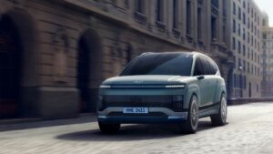 Hyundai Ioniq 9: svelato il SUV elettrico fino a 7 posti [FOTO]