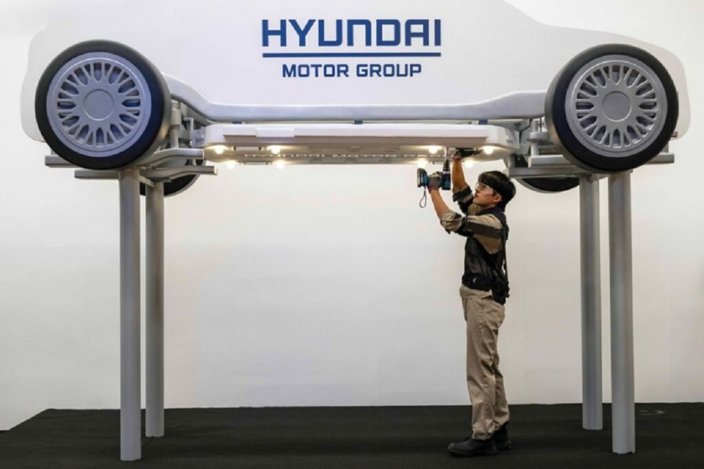 Hyundai e Kia hanno presentato il robot indossabile “X-ble Shoulder”
