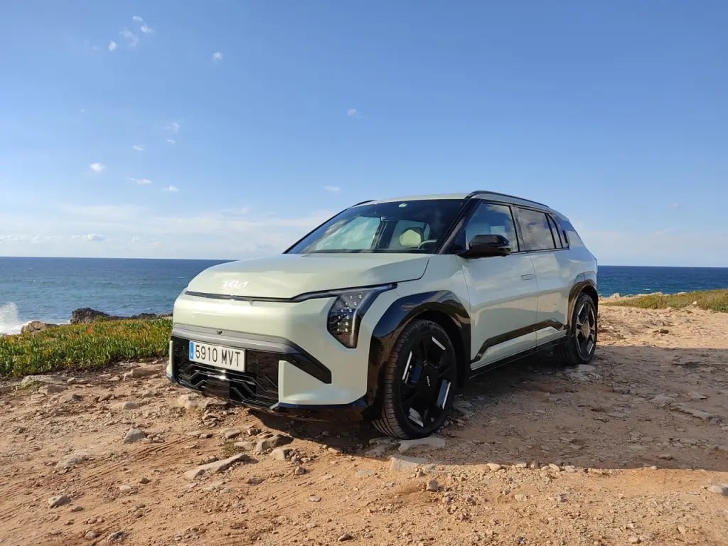 Kia EV3 2024: materiali eco-sostenibili e tecnologia avanzata. Tutte le sue caratteristiche