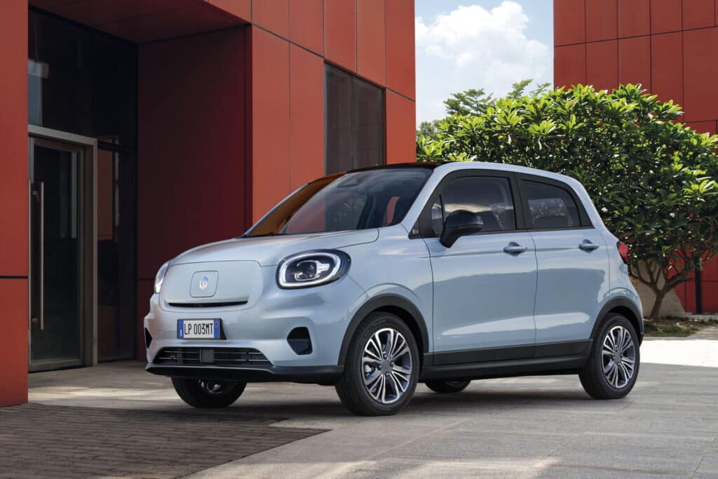 Leapmotor T03: la nuova city car elettrica di Stellantis e le sue caratteristiche