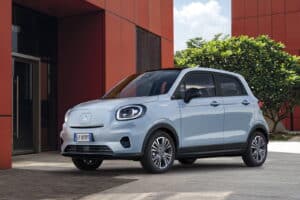 Leapmotor T03: la nuova city car elettrica di Stellantis e le sue caratteristiche
