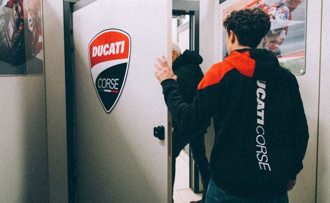 MotoGP | Marc Marquez Vs Valentino Rossi: “Nel 2027 proveremo ad avere nove Titoli”