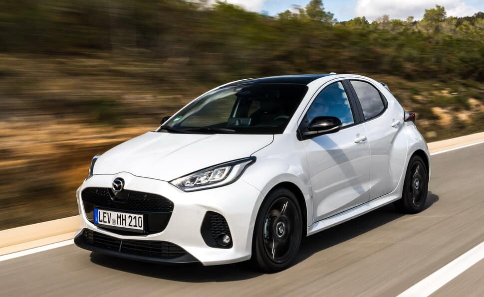 Mazda 2 Hybrid 2024: l’utilitaria giapponese che punta sull’Ibrido. Le caratteristiche