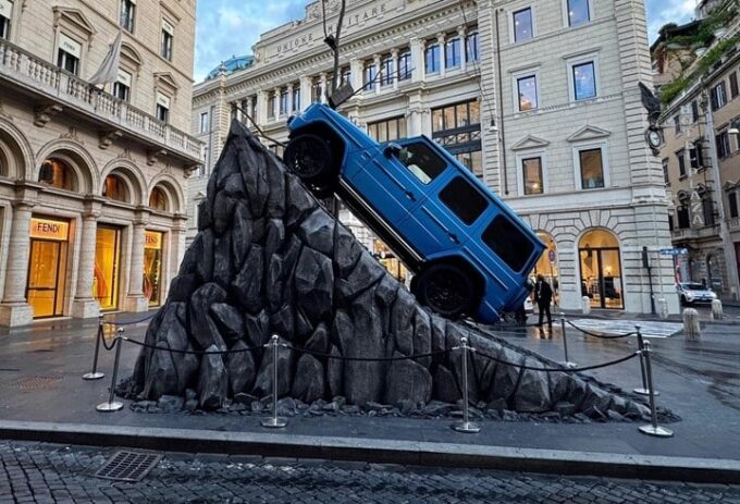 La nuova Mercedes Classe G elettrizza Roma [FOTO]