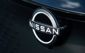 Nissan, la crisi è profonda. Financial Times: “Ha dai 12 ai 14 mesi di vita”