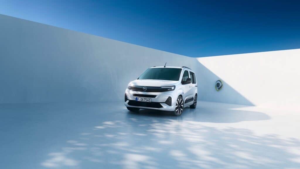 Opel Combo Electric 2024: arriva in Italia, a partire da 36.150 euro [FOTO]