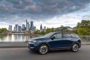 Nuova Opel Grandland: dimensioni, design e caratteristiche [VIDEO]