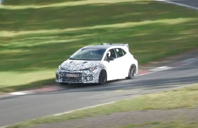 Toyota Corolla GRMN: la super hatchback corre veloce al Nurburgring [VIDEO SPIA]