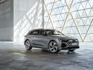 Audi Q8 e-tron e Q8 Sportback e-tron Italia - Foto
