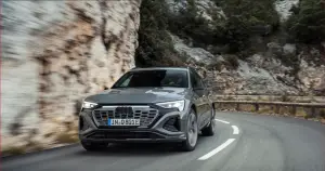 Audi Q8 e-tron e Q8 Sportback e-tron Italia - Foto