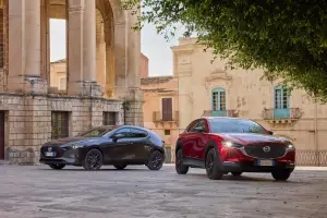 Mazda CX-30 e Mazda 3 2025 - Prova su strada - 115