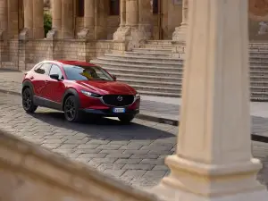 Mazda CX-30 e Mazda 3 2025 - Prova su strada - 109