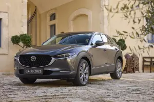 Mazda CX-30 e Mazda 3 2025 - Prova su strada