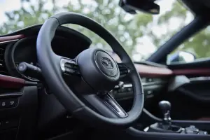 Mazda CX-30 e Mazda 3 2025 - Prova su strada - 38