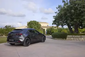 Mazda CX-30 e Mazda 3 2025 - Prova su strada - 50