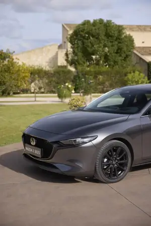 Mazda CX-30 e Mazda 3 2025 - Prova su strada - 58