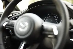 Mazda CX-30 e Mazda 3 2025 - Prova su strada - 74