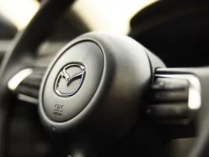 Mazda CX-30 e Mazda 3 2025 - Prova su strada - 69