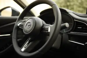 Mazda CX-30 e Mazda 3 2025 - Prova su strada - 68