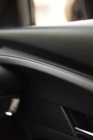 Mazda CX-30 e Mazda 3 2025 - Prova su strada - 73