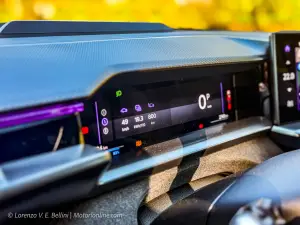 Opel Grandland 2024 - Prova su strada a Milano - 19
