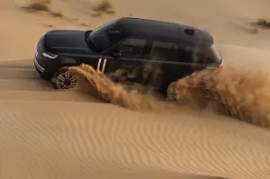 Range Rover EV - Test al caldo